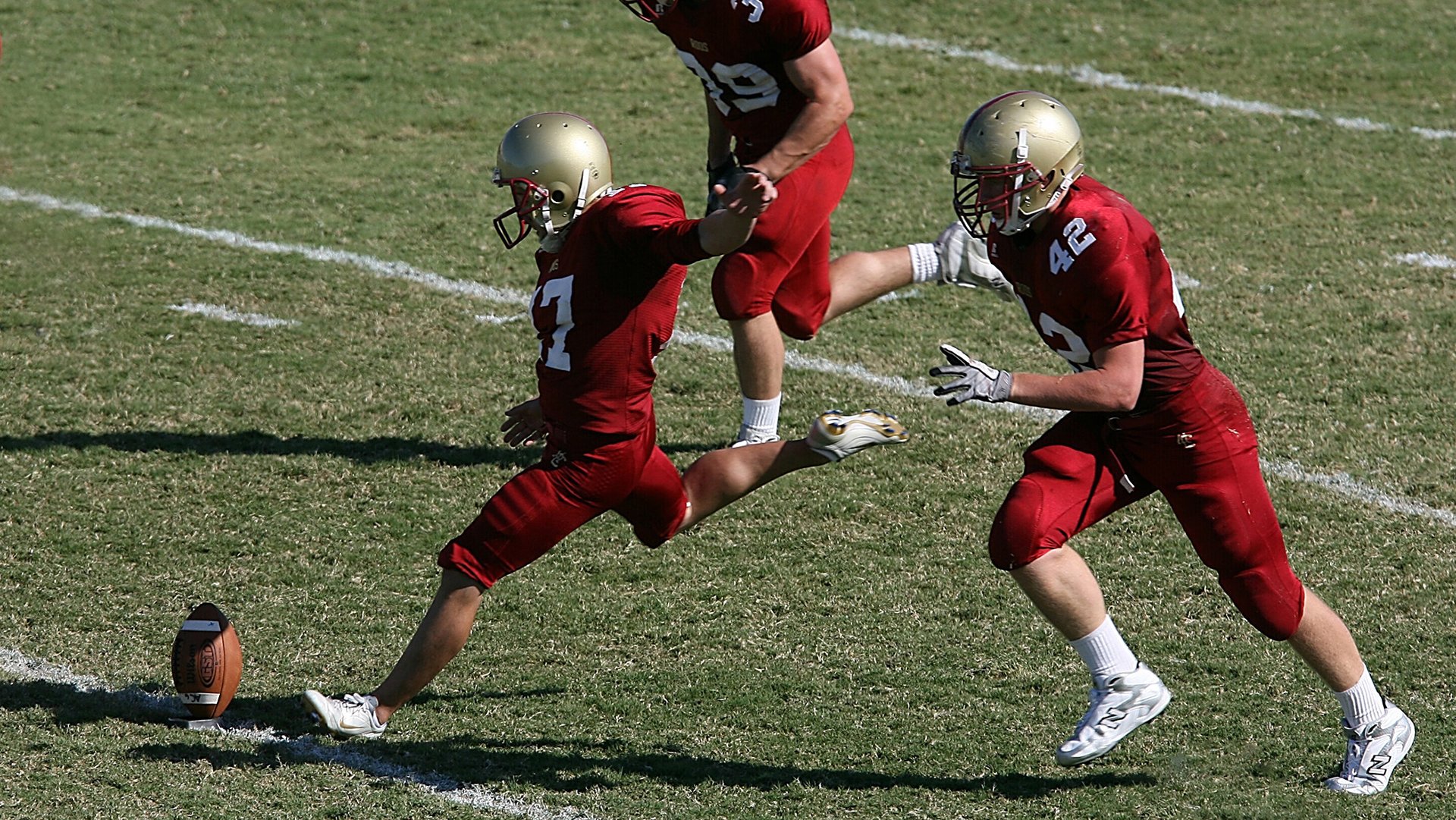 中超联赛国足迎战 技术执行成焦点话题，中国足协中超新政